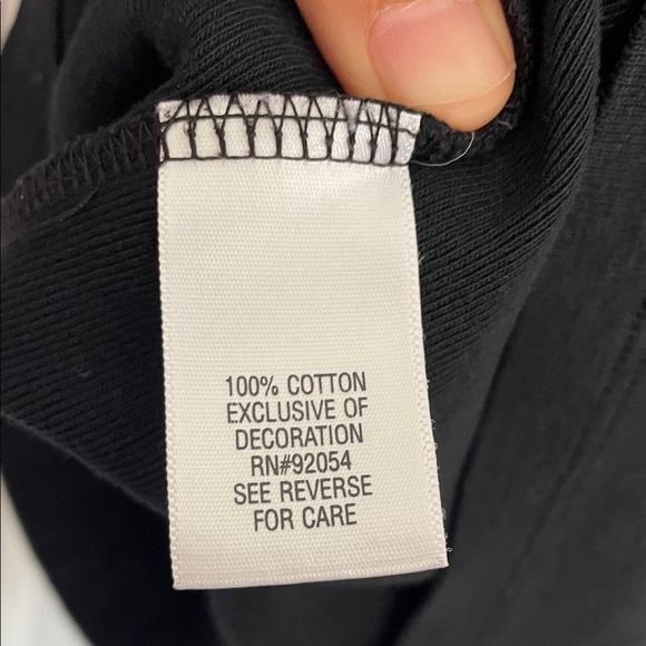 Croft & Barrow Black Floral Embroidered Tee size L - Picture 7 of 7